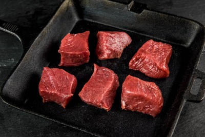 Свинина ошеек на шашлык 1 кг - купить в Тарагае-Бясе